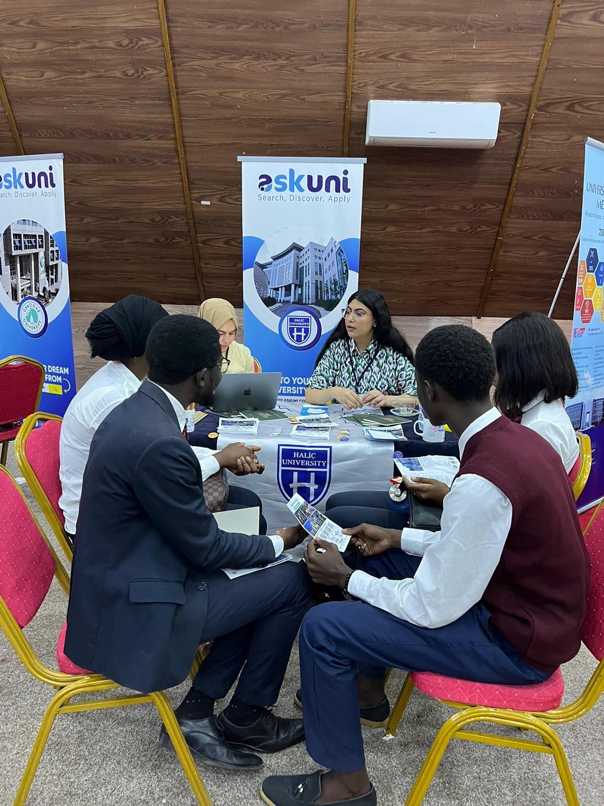 Senegal Education Fair 2023 - Photo 6